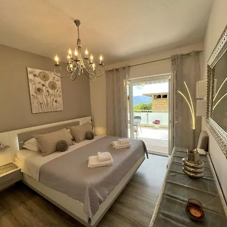 Merlin Apartment