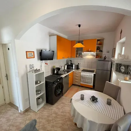 Merlin Apartment Bol